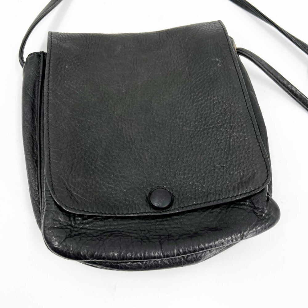 ✅ Libaire Rounded Flap‎ Black Soft Pebbled Leather CROSSBODY